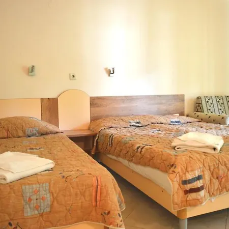 Hotel Ropotamo 2*